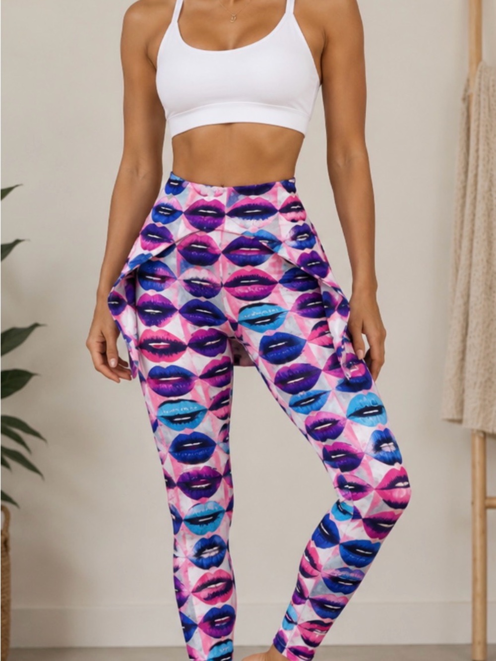 High-Waist Graphic Lip Print Leggings - Pink & Blue